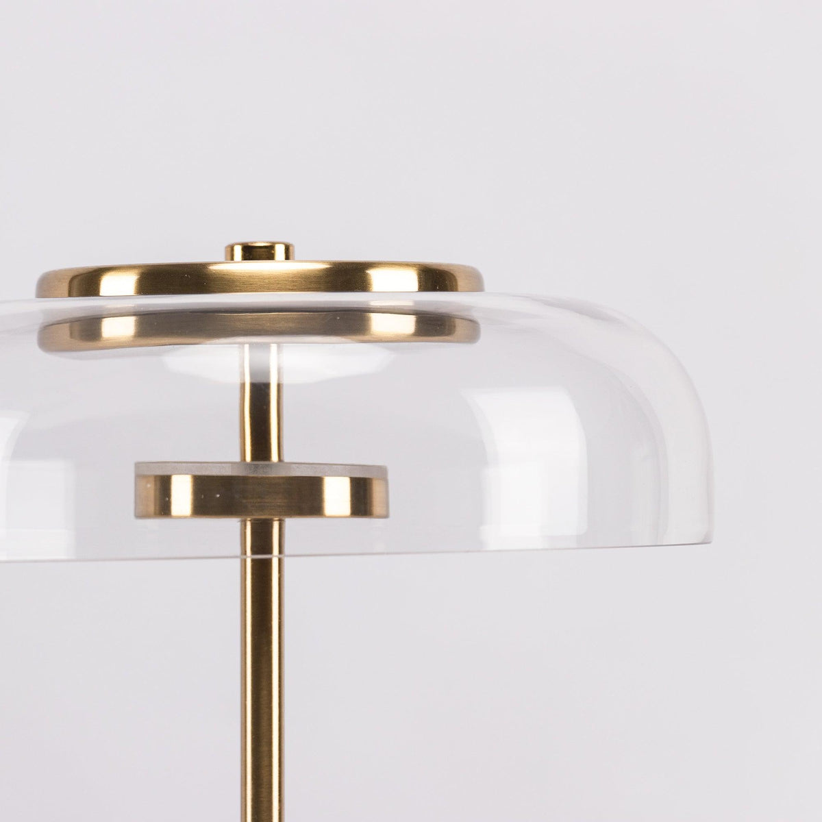 Rinelette lámpara de mesa con pantalla de vidrio transparente y base de madera