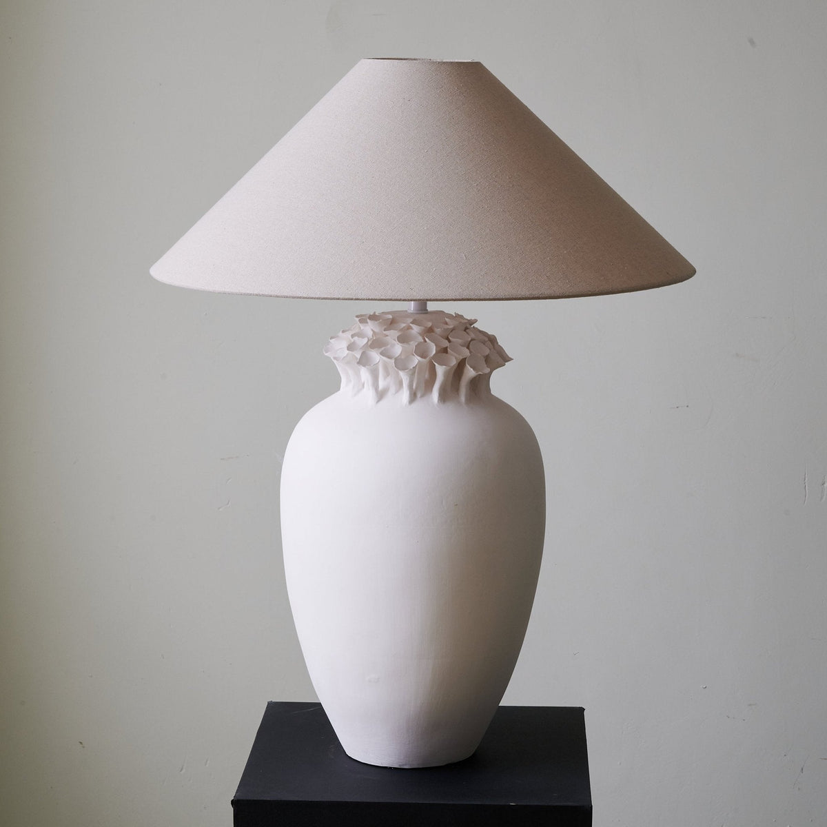 Poppy lámpara de mesa minimalista