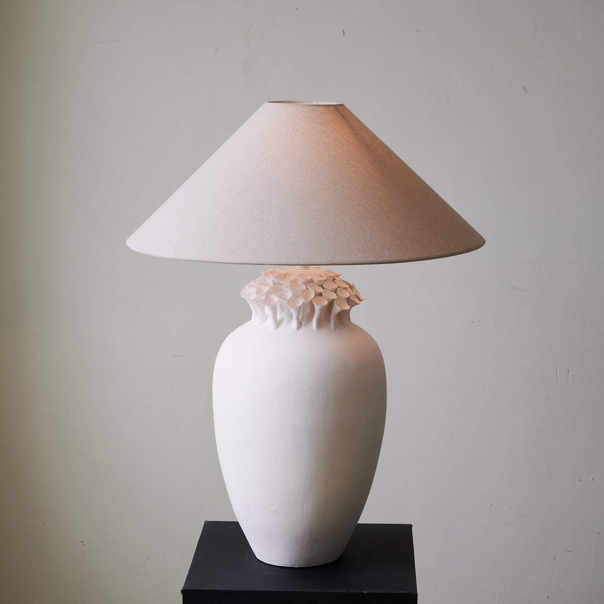 Poppy lámpara de mesa minimalista