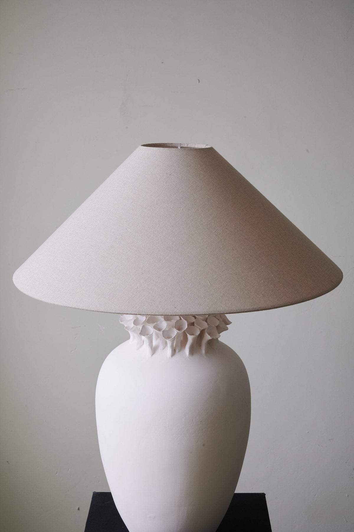 Poppy lámpara de mesa minimalista