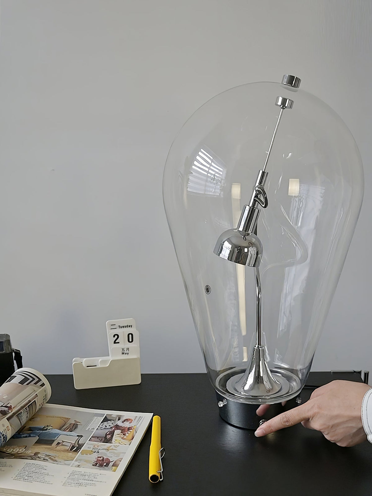 Veroce lámpara de mesa de vidrio industrial