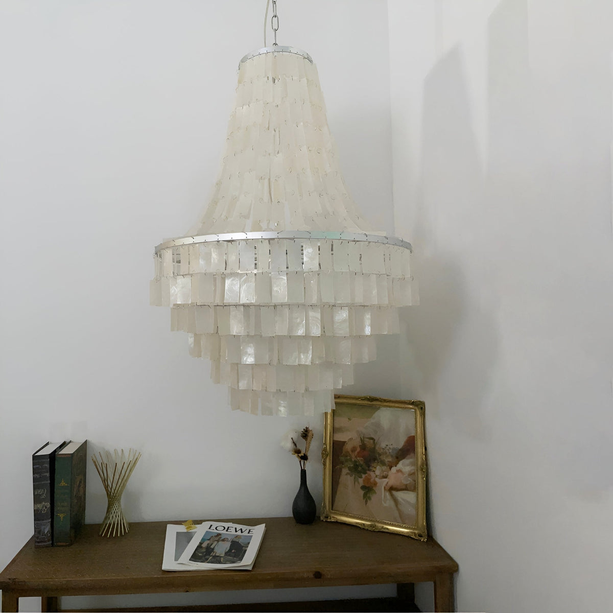 Naciira lámpara de araña Boho Shell Tiered