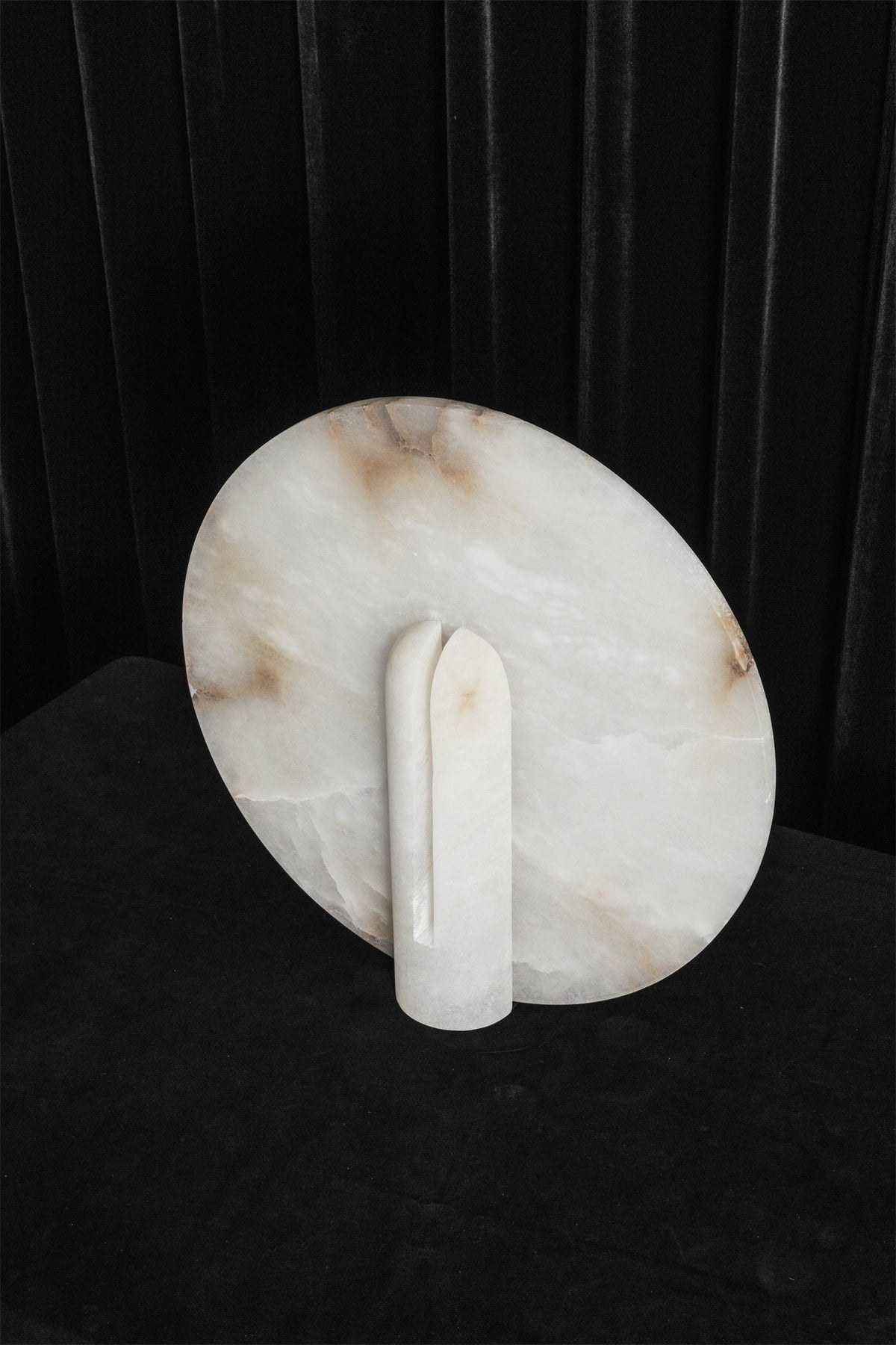 Yavren lámpara de mesa de alabastro