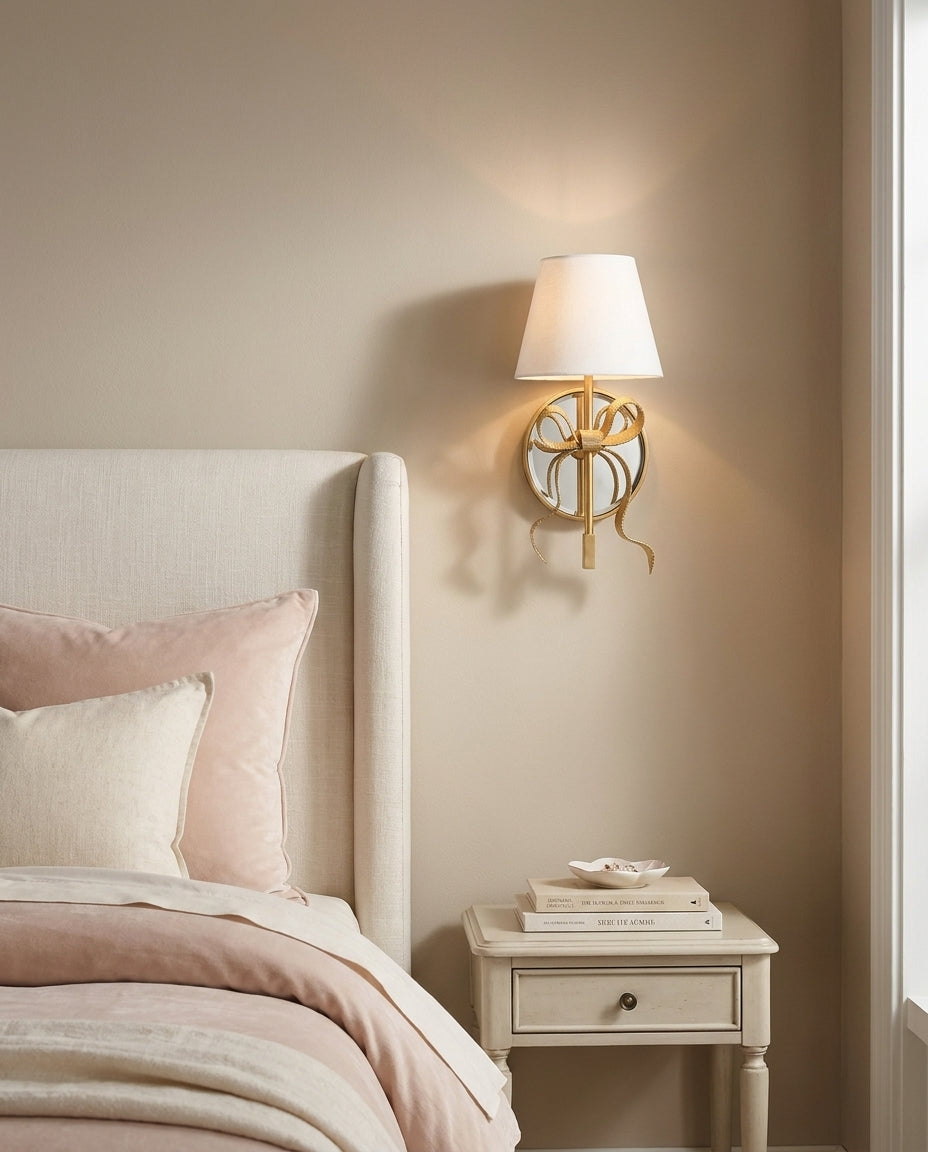 Coquette aplique de pared
