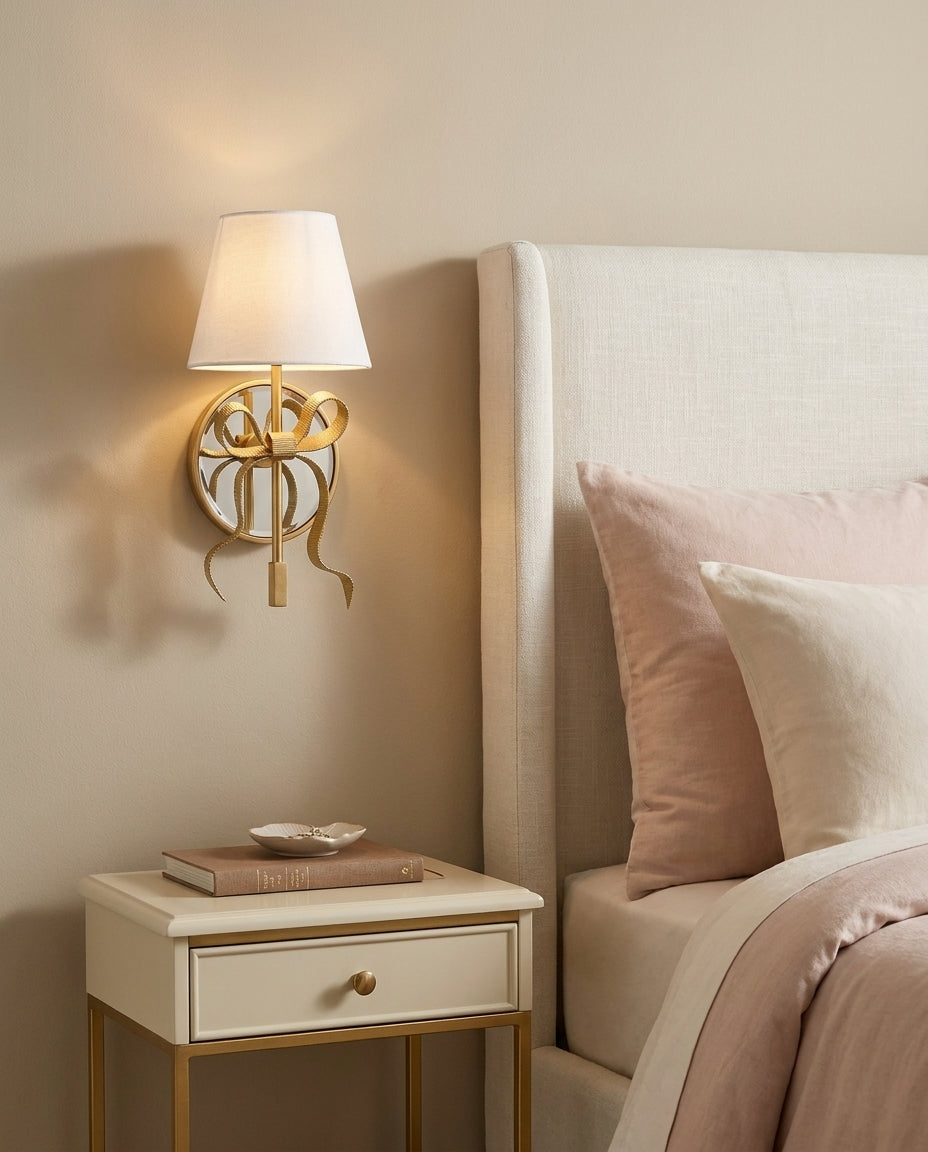 Coquette aplique de pared