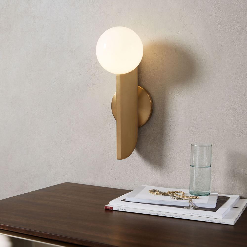 Liorarelle aplique de pared con esfera de vidrio y cuerpo escultórico delgado