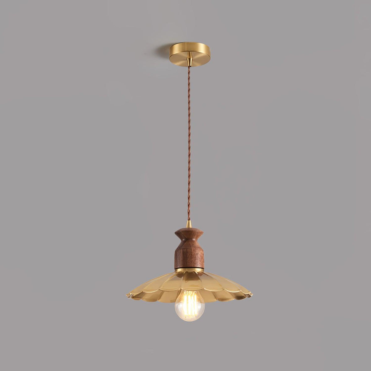 Qior lámpara colgante de latón clásico, elegancia y cresta en madera