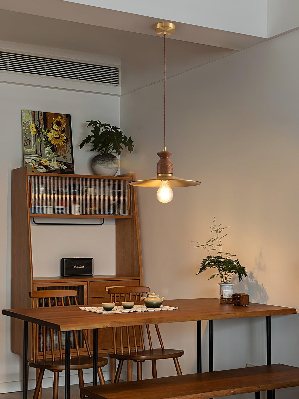 Qior lámpara colgante de latón clásico, elegancia y cresta en madera