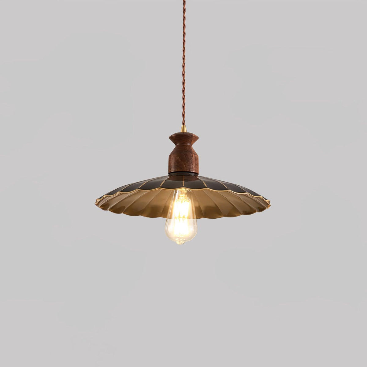 Qior lámpara colgante de latón clásico, elegancia y cresta en madera