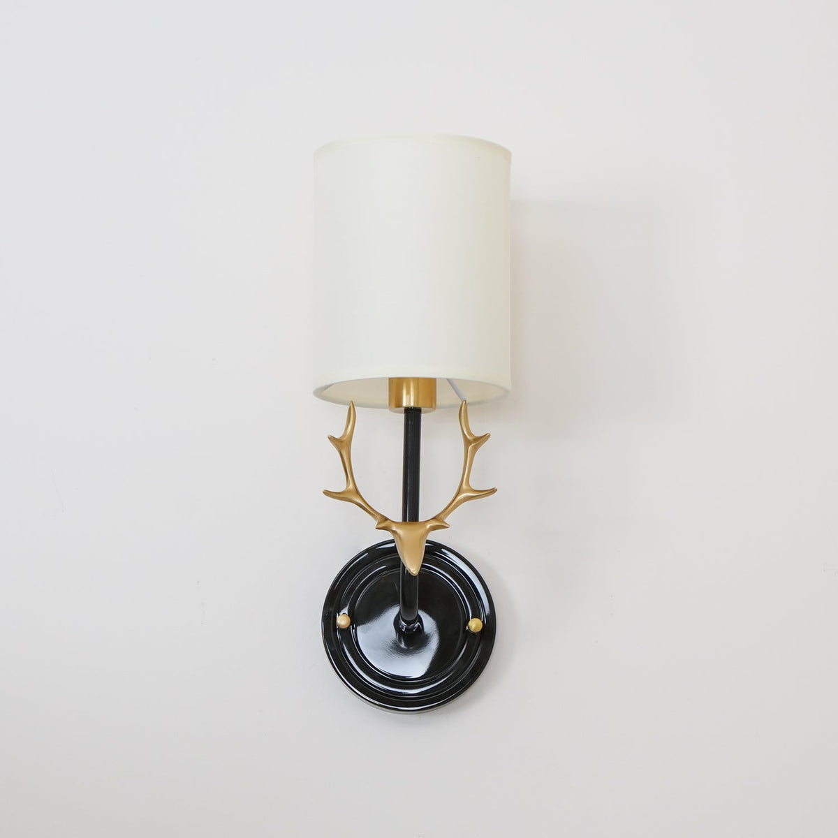 Auriviella aplique de pared elegancia Cabeza de ciervo latón