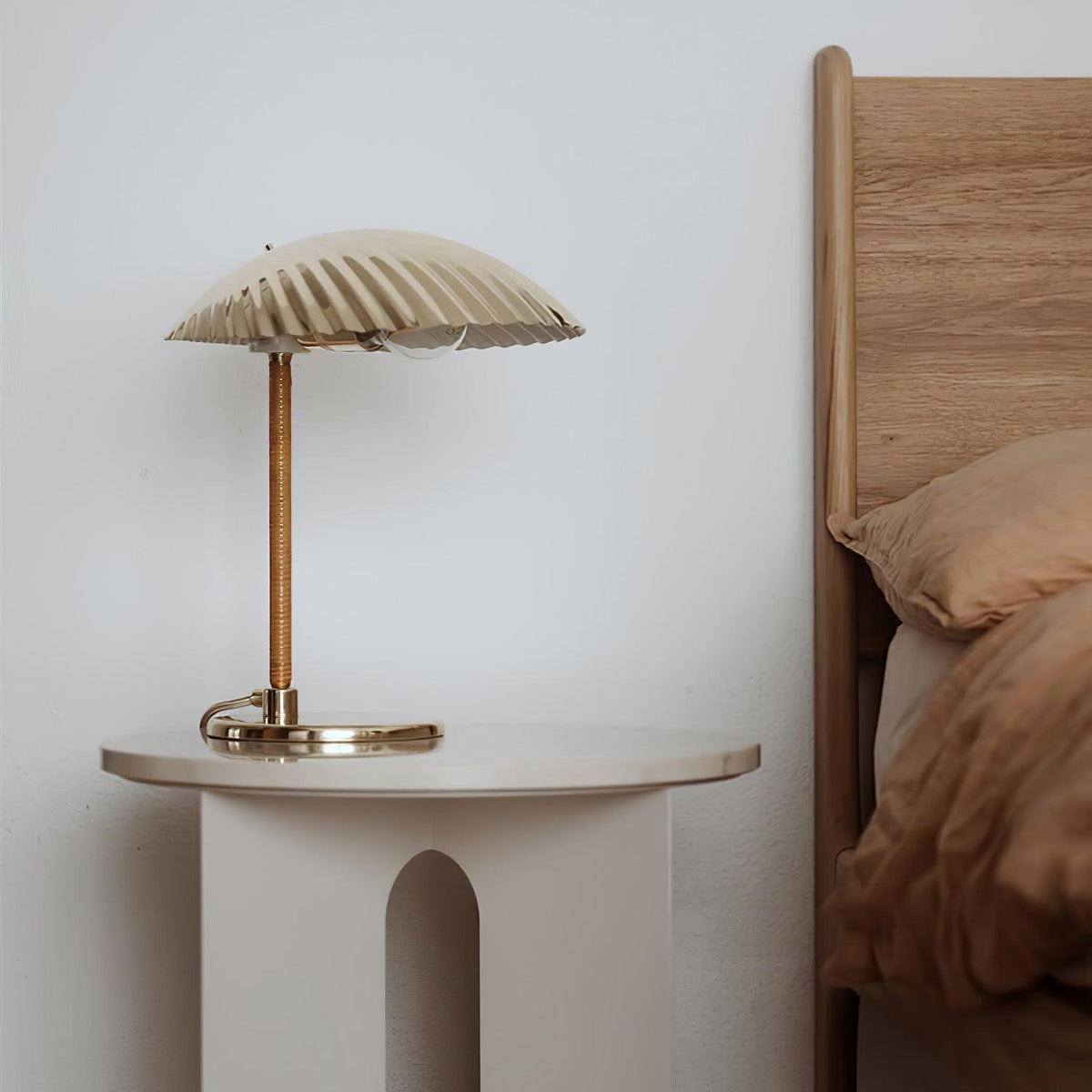 Zorare lámpara de mesa de latón glam