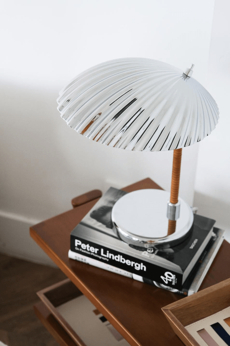 Zorare lámpara de mesa de latón glam