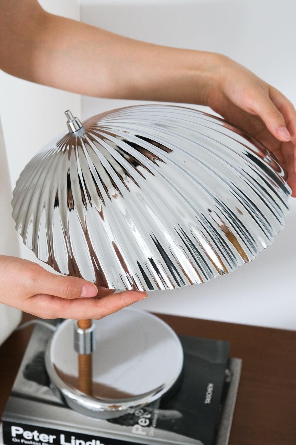 Zorare lámpara de mesa de latón glam