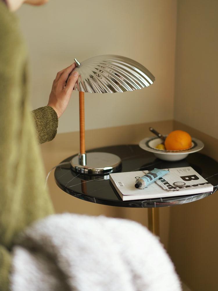 Zorare lámpara de mesa de latón glam