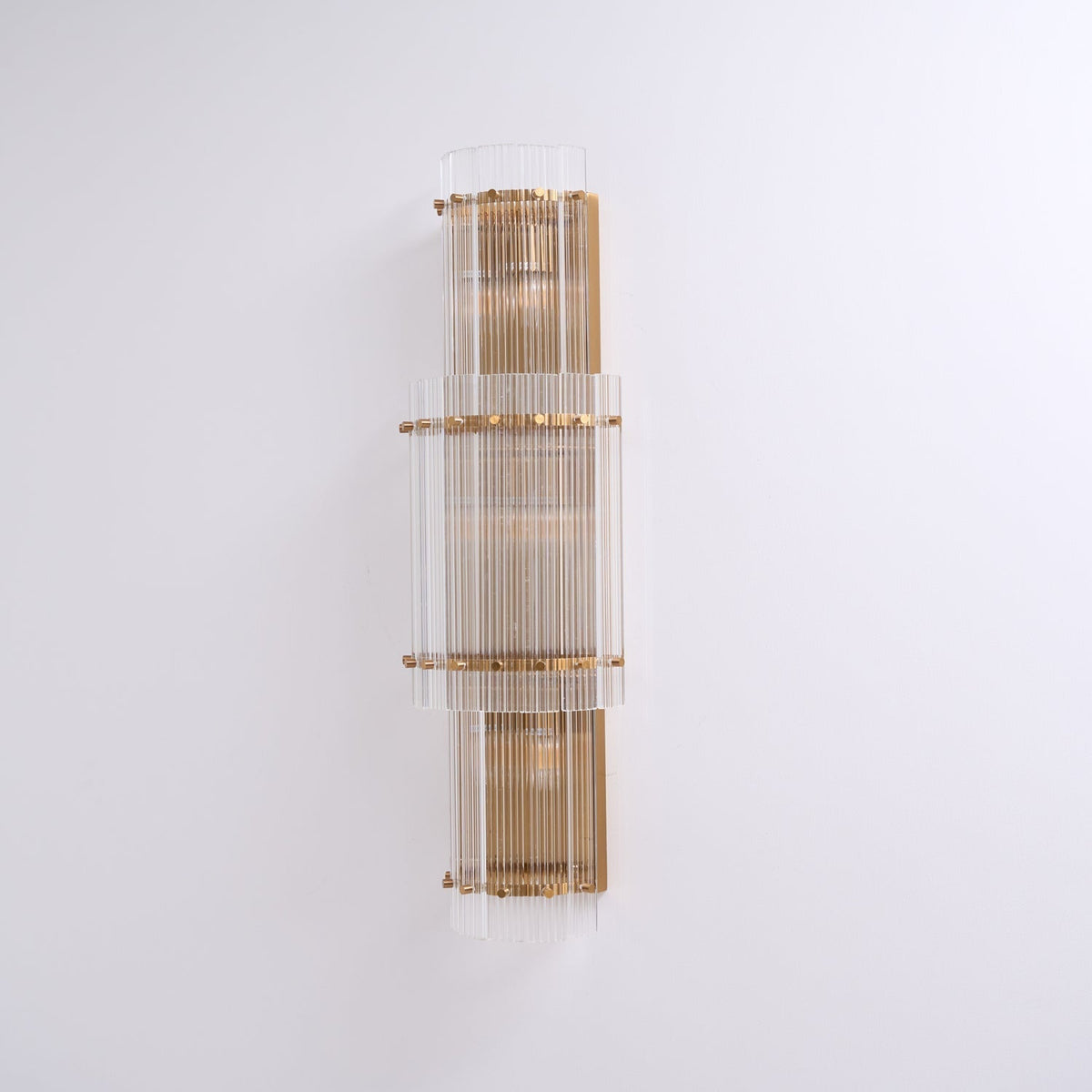 Liorivise aplique de pared con varillas de vidrio estratificado y acabado en cobre moderno