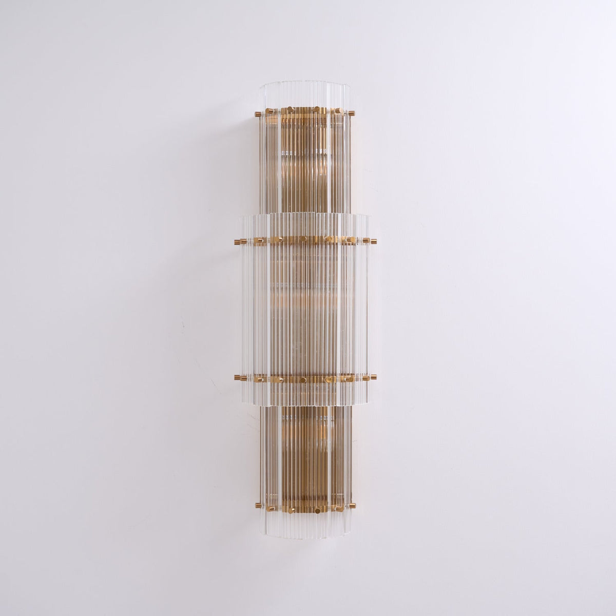 Liorivise aplique de pared con varillas de vidrio estratificado y acabado en cobre moderno