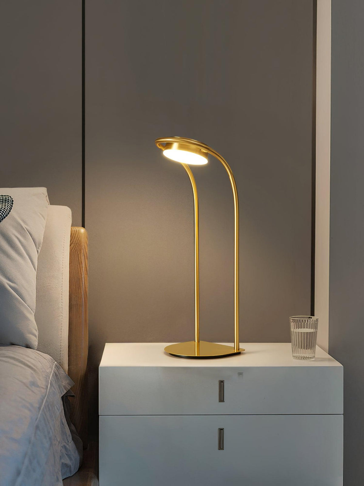 Rivarette lámpara de mesa minimalista