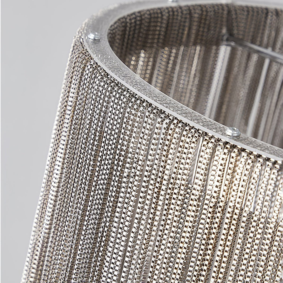 Cascade Cadena Tassel lámpara de mesa