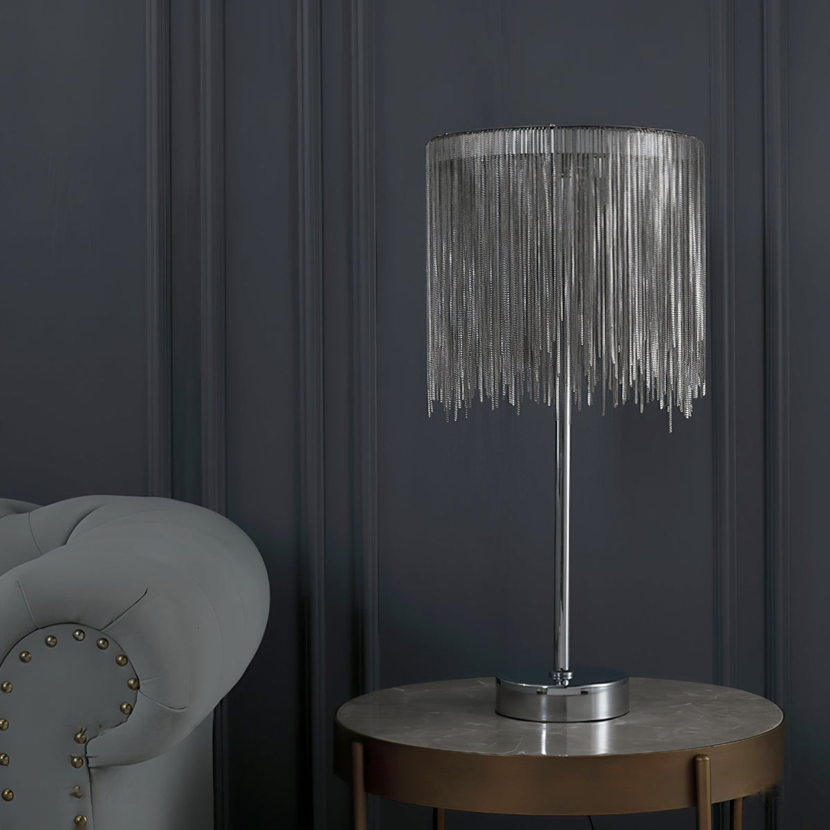 Cascade Cadena Tassel lámpara de mesa