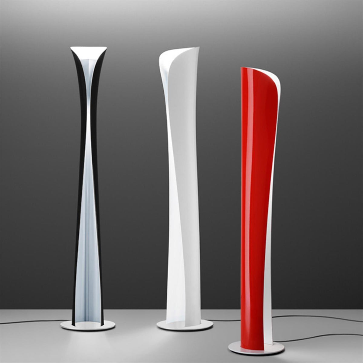 Cirvel lámpara de pie futurista de aluminio