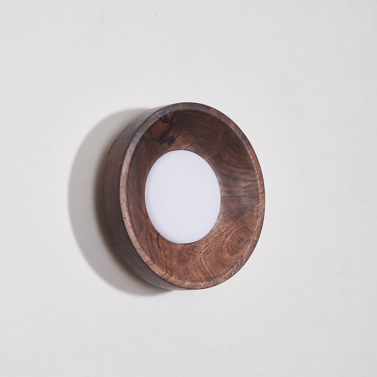 Aldaora aplique de pared de madera de nogal con fuente de luz de acrílico