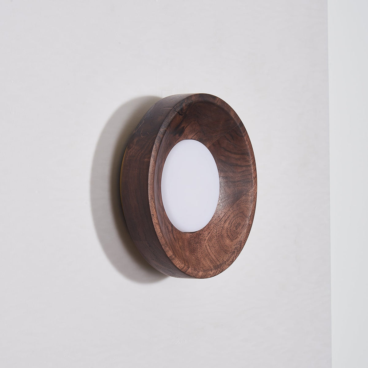 Aldaora aplique de pared de madera de nogal con fuente de luz de acrílico