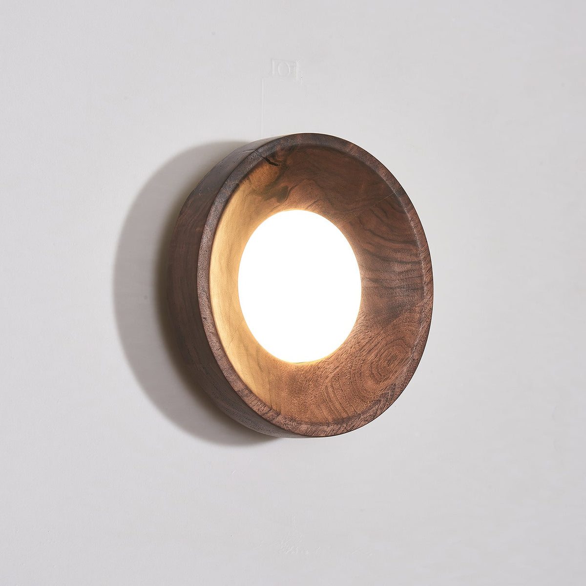 Aldaora aplique de pared de madera de nogal con fuente de luz de acrílico