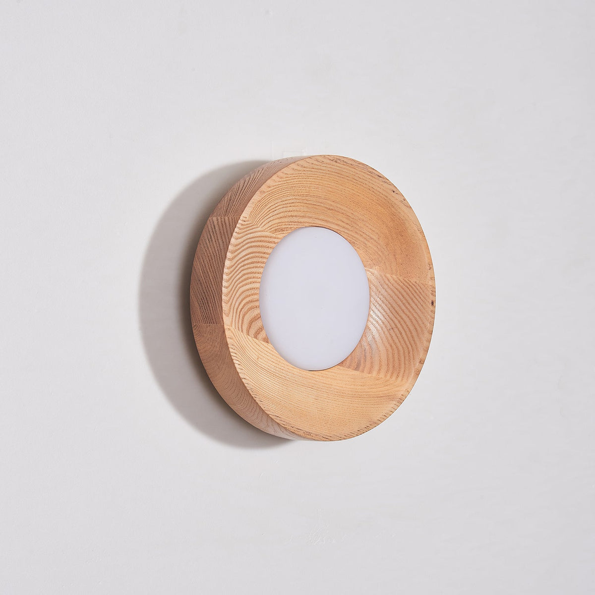 Aldaora aplique de pared de madera de nogal con fuente de luz de acrílico