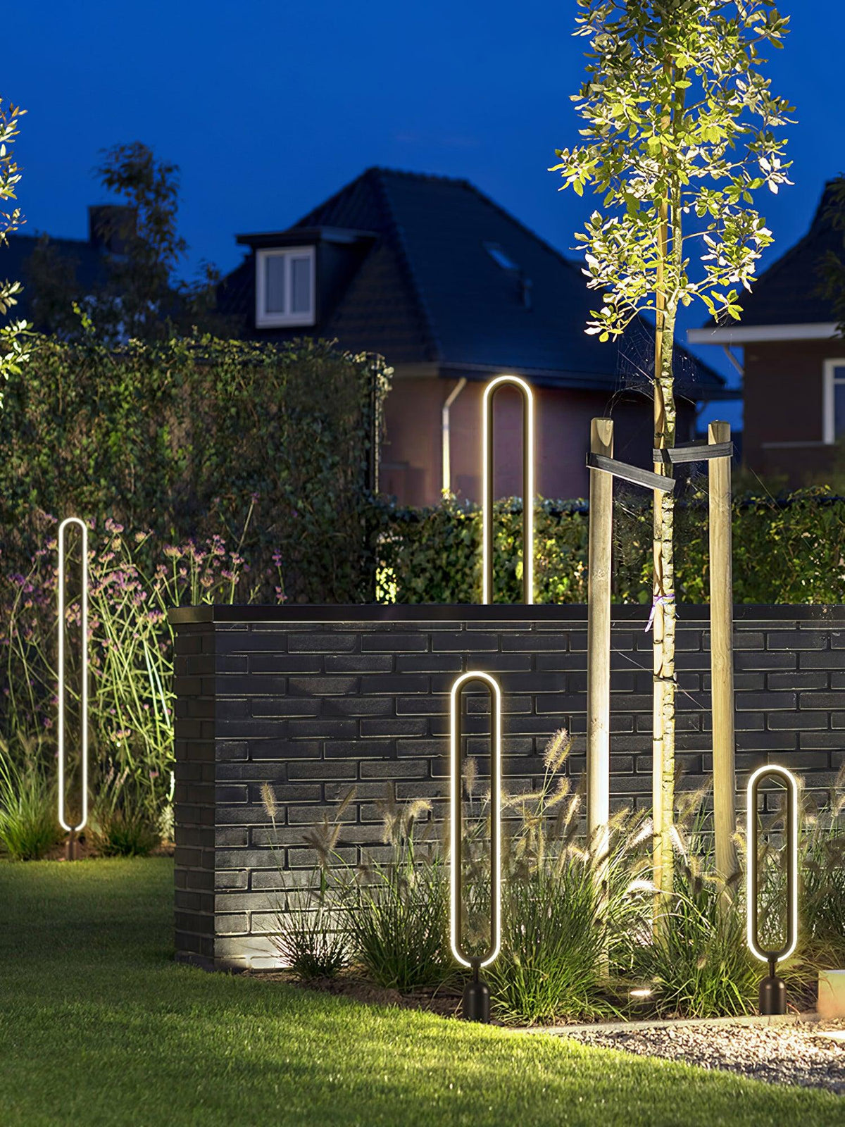 Ovalor luminaria exterior negra
