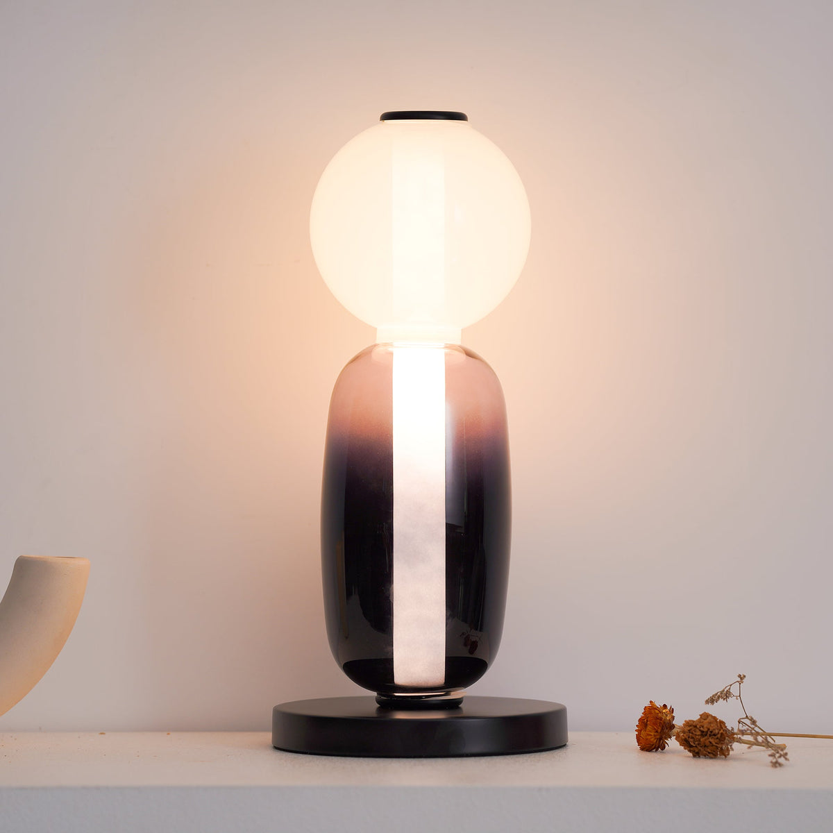 Rhovan lámpara de mesa moderna
