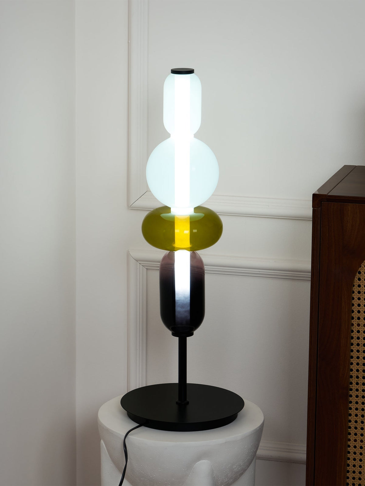 Rhovan lámpara de mesa moderna