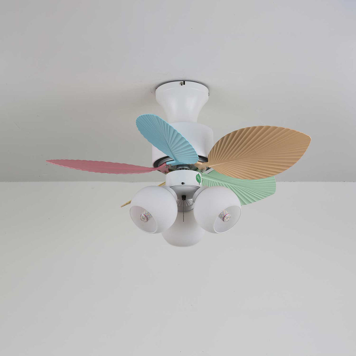 Celoia ventilador de techo con luz de vidrio colorido