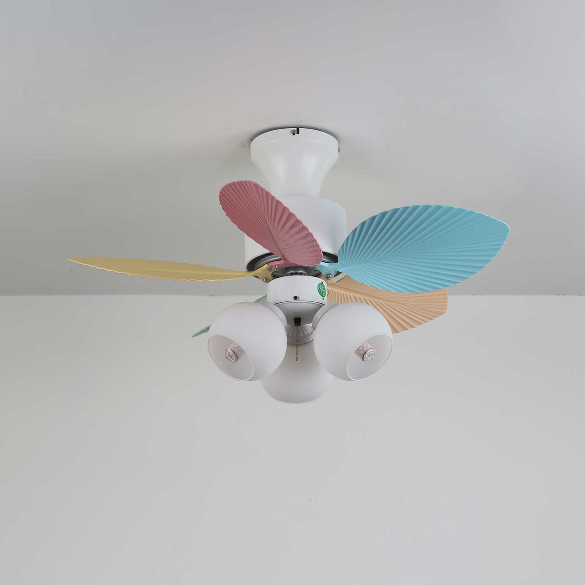Celoia ventilador de techo con luz de vidrio colorido