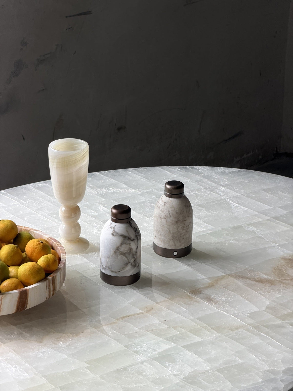 Capsule lámpara de mesa