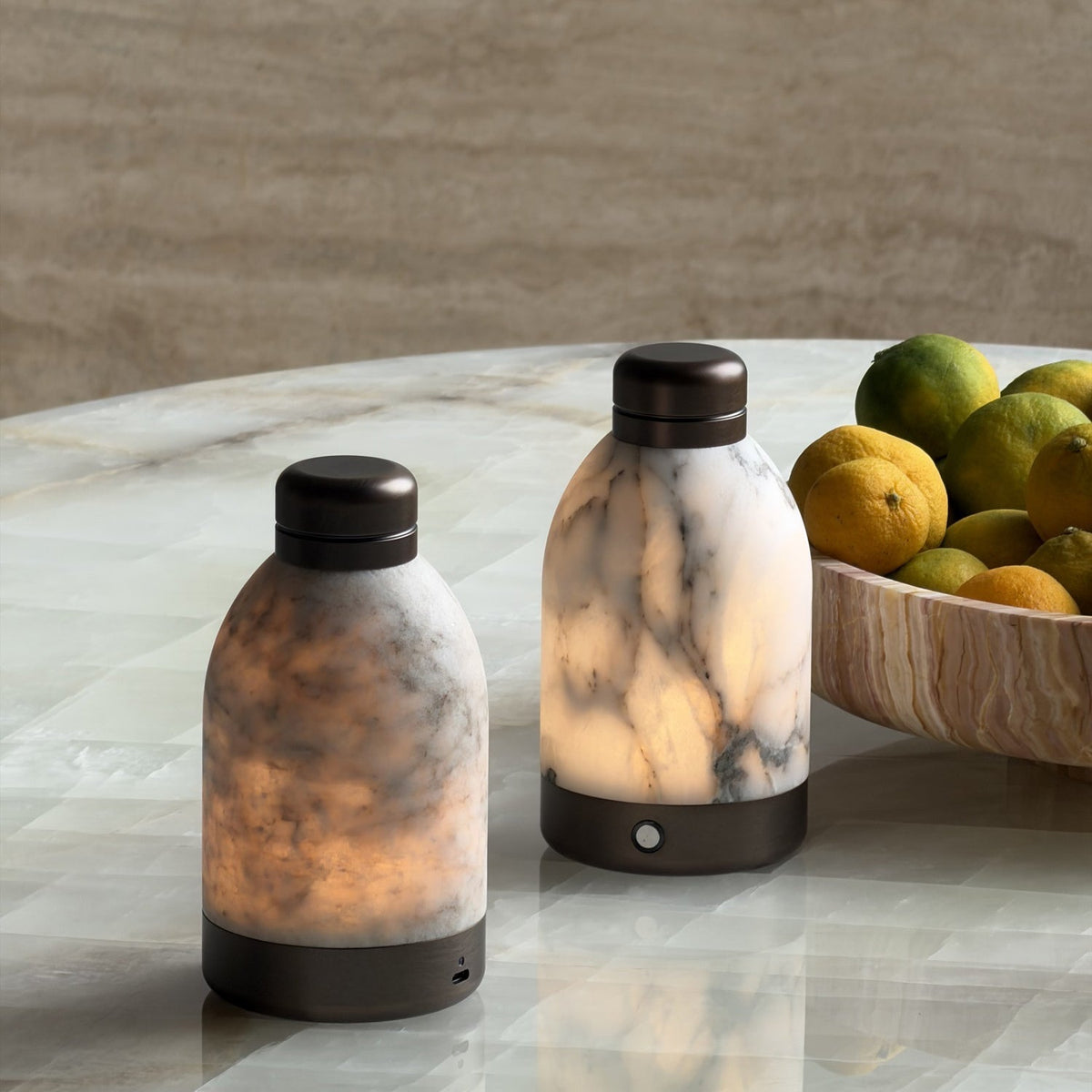 Capsule lámpara de mesa