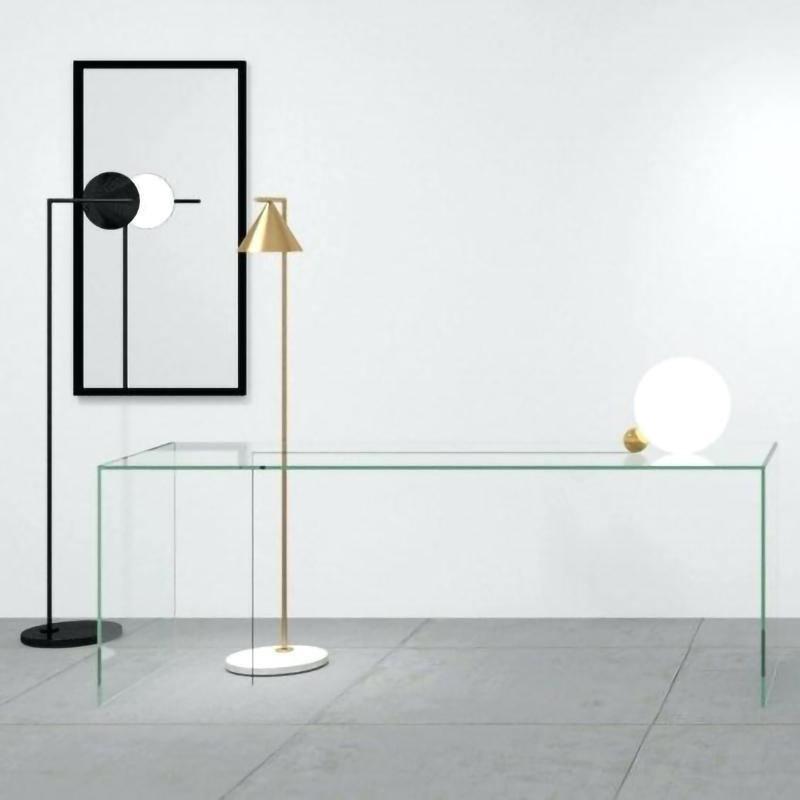 Nell lámpara de pie minimalista