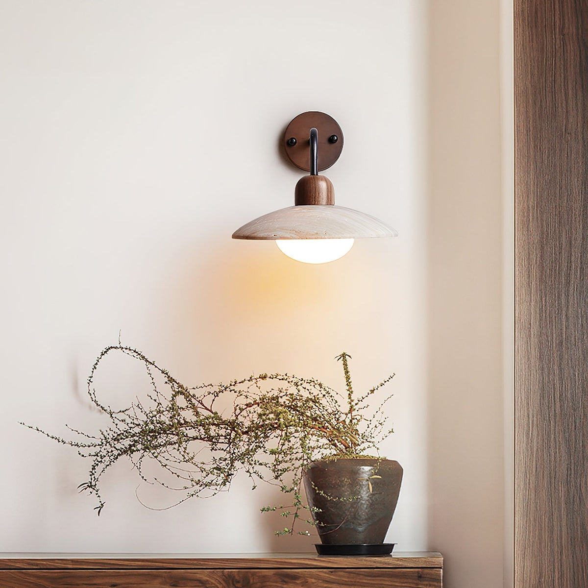 Aria Lámpara de Pared Vintage de Travertino