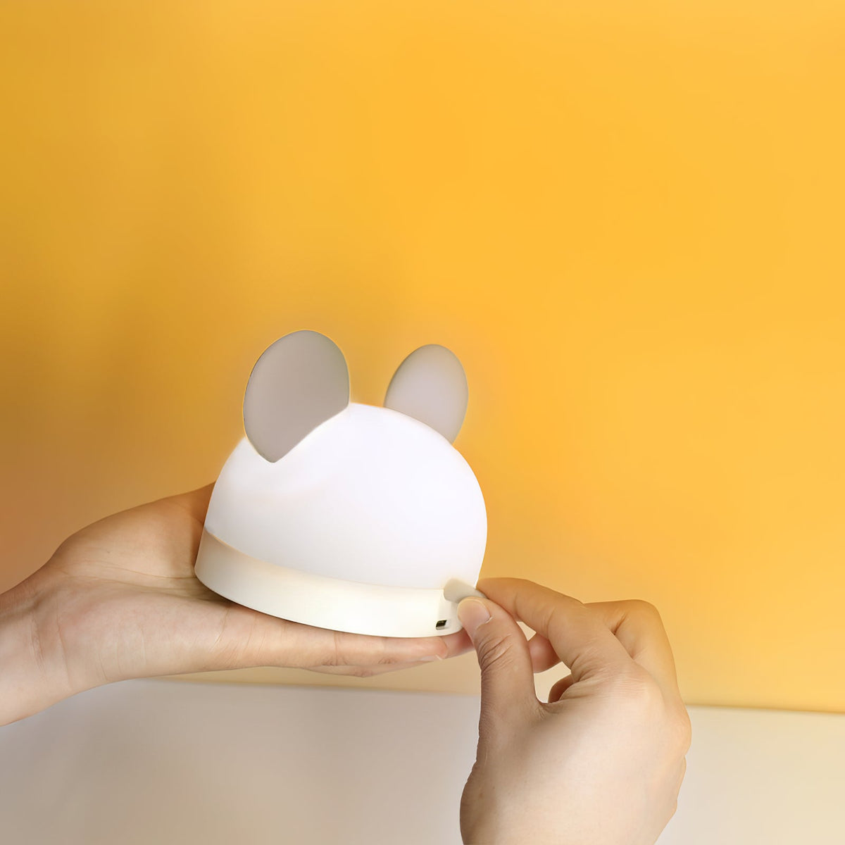 Mochi lámpara de mesa