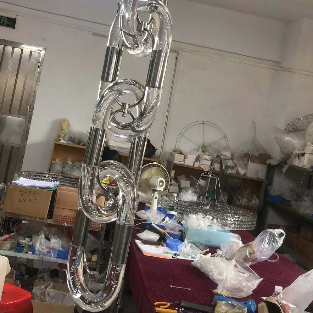 Lámpara colgante moderna de acero inoxidable con cadena