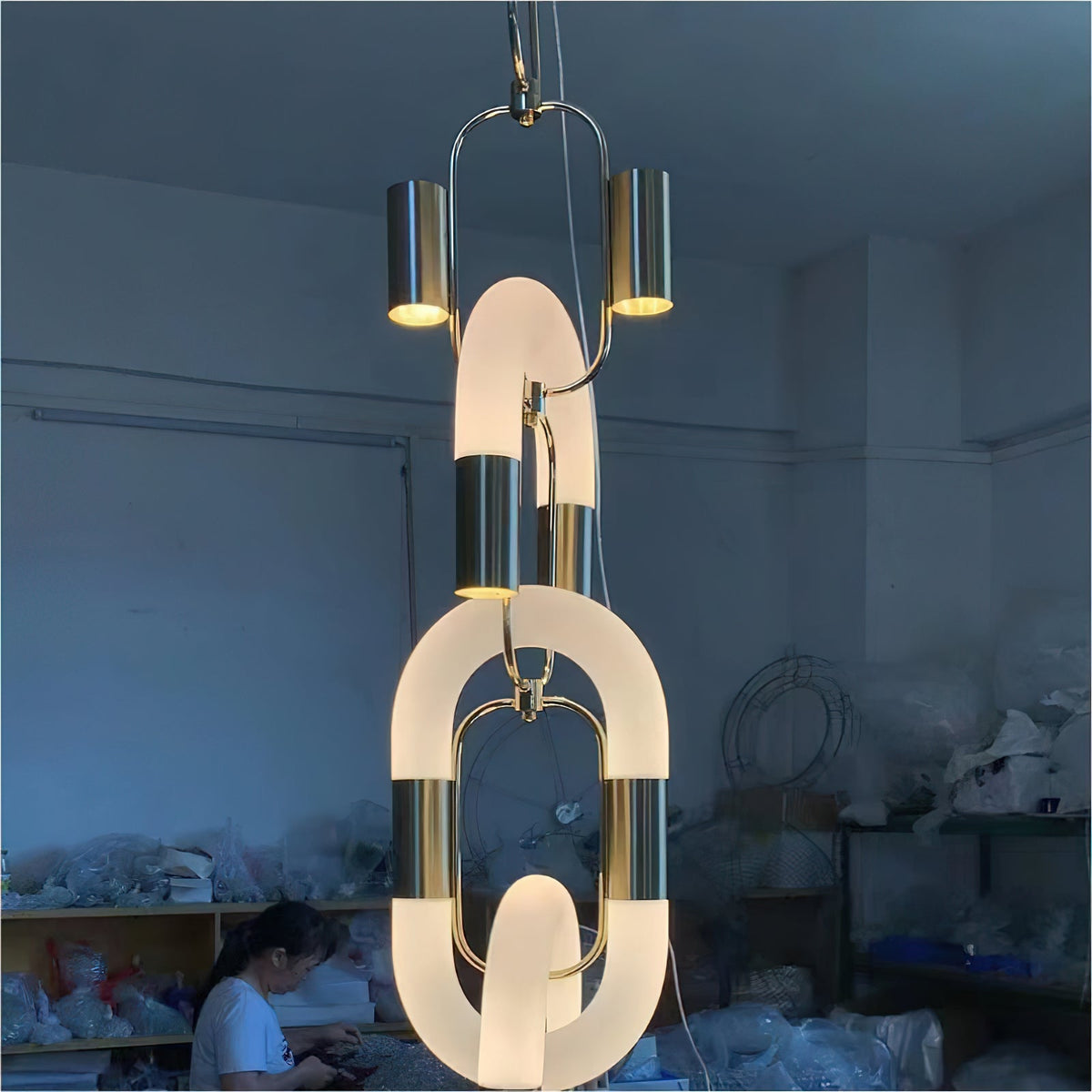 Lámpara colgante moderna de acero inoxidable con cadena