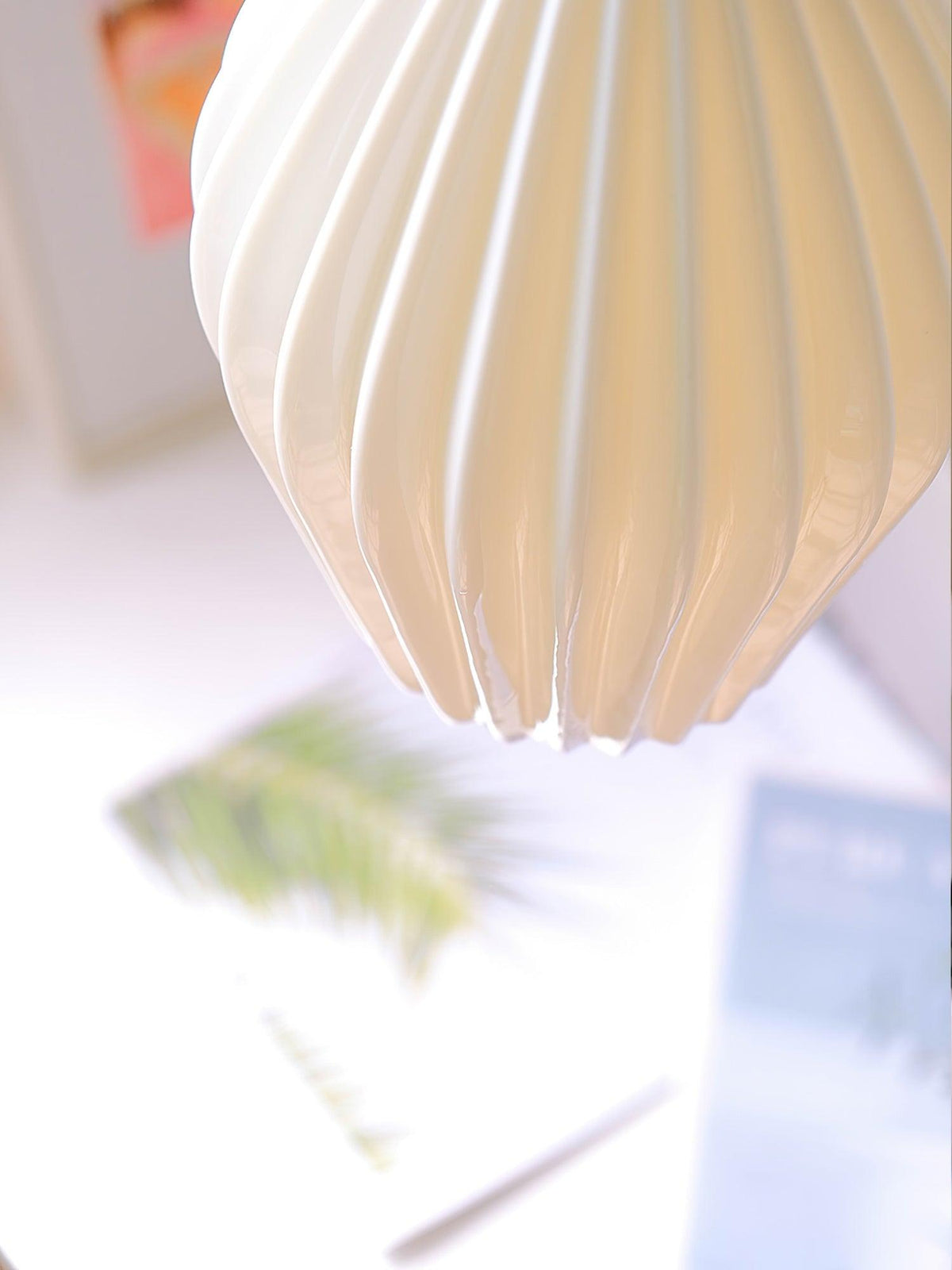 Virove lámpara colgante de cerámica con textura ósea elegante