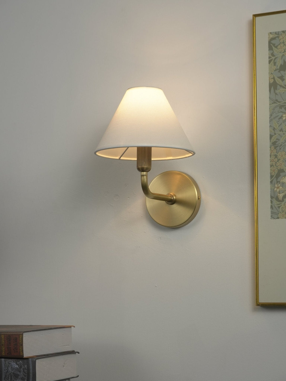 Solivelle aplique de pared en latón