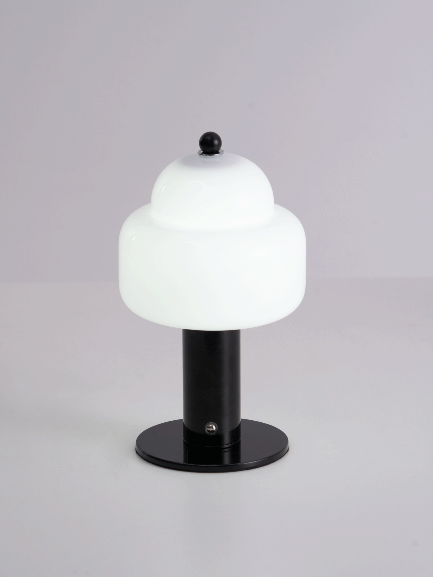 Avenaella lámpara de mesa moderna