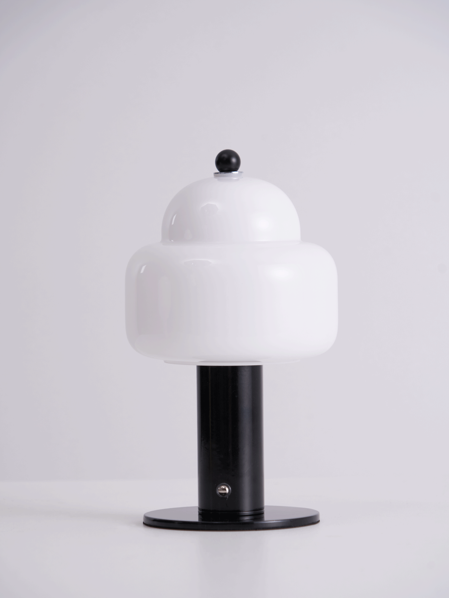 Avenaella lámpara de mesa moderna