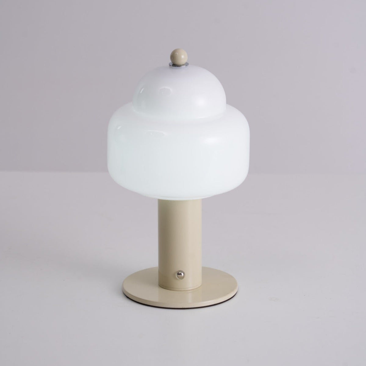 Avenaella lámpara de mesa moderna