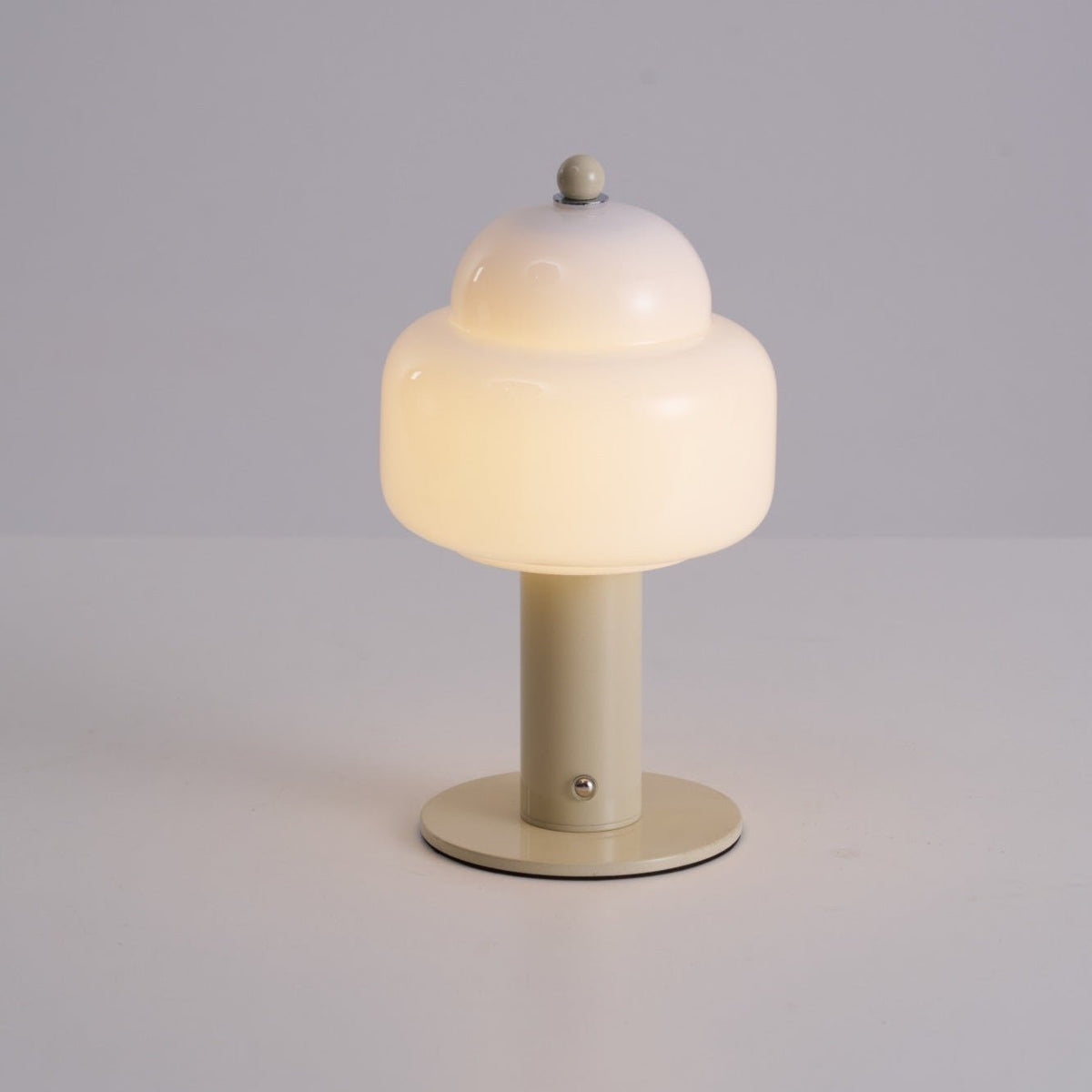 Avenaella lámpara de mesa moderna