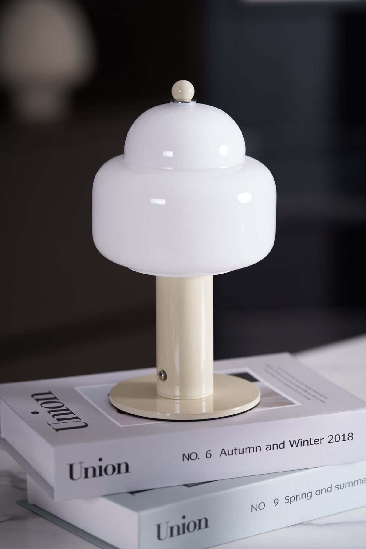 Avenaella lámpara de mesa moderna
