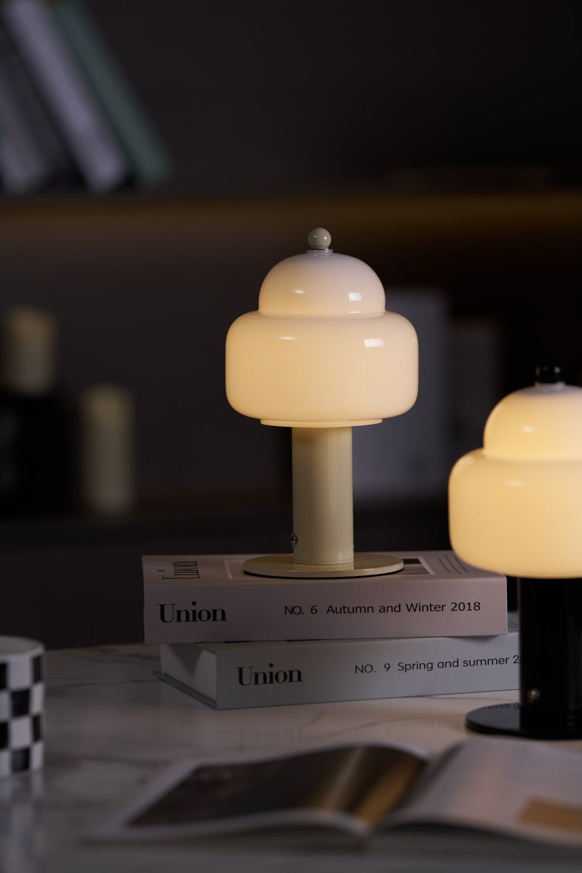 Avenaella lámpara de mesa moderna