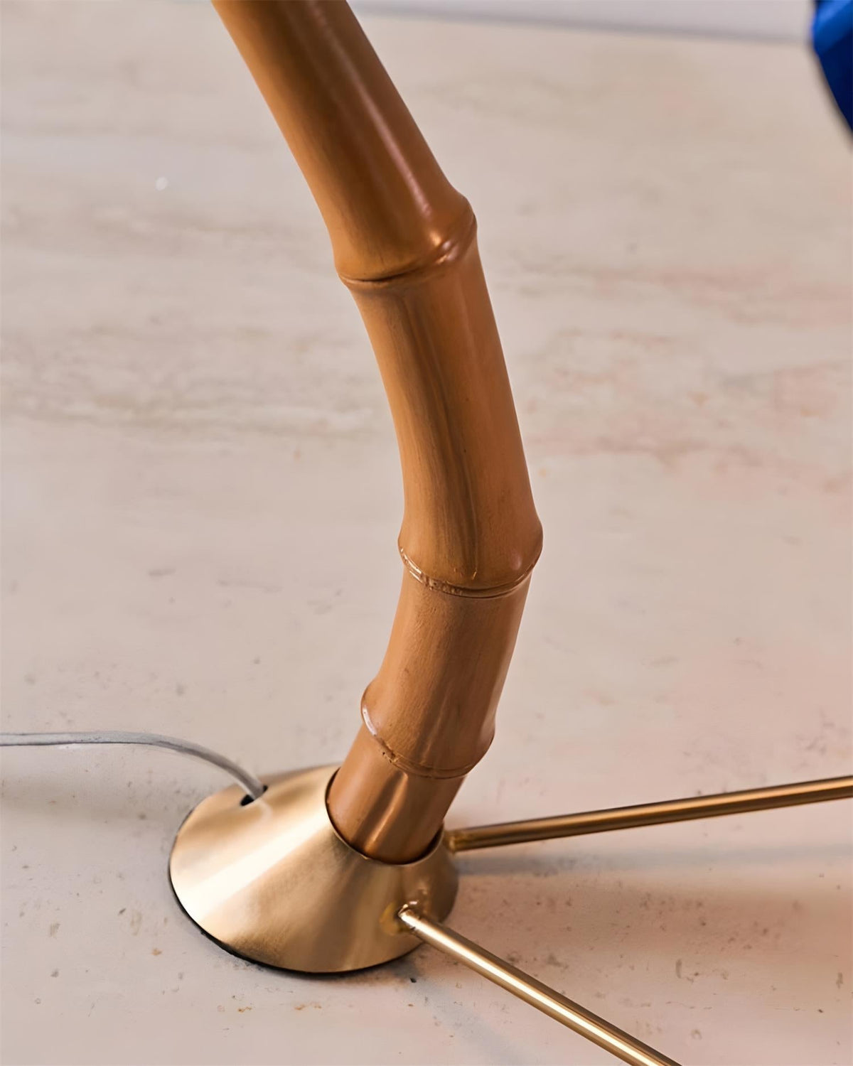 Viraisette lámpara de mesa