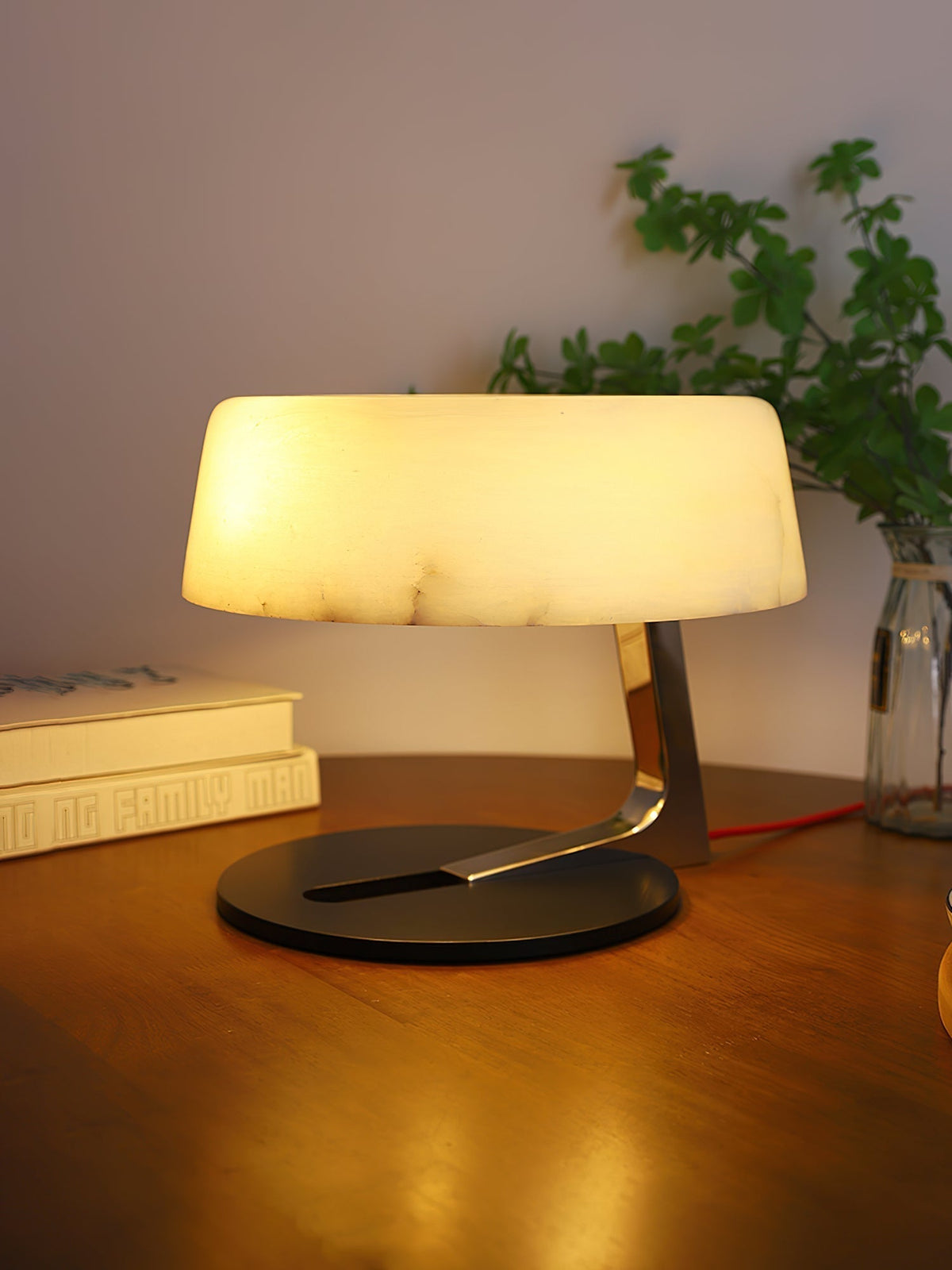Nysolora lámpara de mesa cúpula alabastro